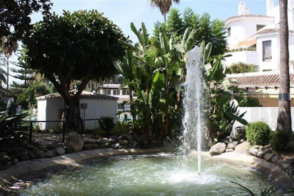 Beachfront Development With Tropical Gardens. * Marbella